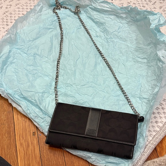 Coach Black Signature Clutch Wallet or planner can buy a chain with 10 - Picture 2 of 16